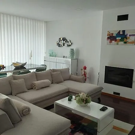 Holiday home Casa Rosas Quintiaes