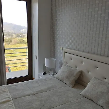 Holiday home Casa Rosas Quintiaes *